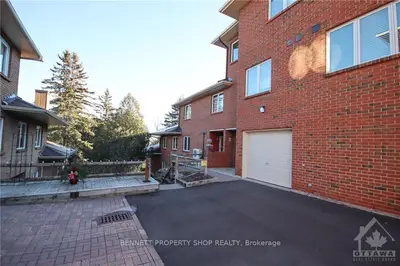 403 STRATAS Court, Kanata, ON K2L 3K6