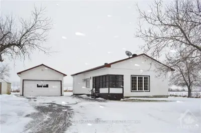 3156 OLD HWY 17 Road, Clarence-Rockland, ON K4K 1W3