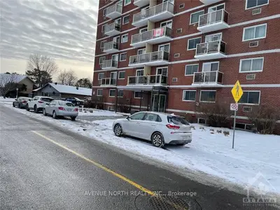 2310 FOX Crescent 203, Britannia Heights - Queensway Terrace N and Area, ON K2B 7K7