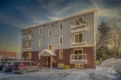 902 NOTRE DAME Street 100B, Russell, ON K0A 1W0