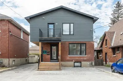 208 HINTON Avenue N 3, Tunneys Pasture and Ottawa West, ON K1Y 1A3