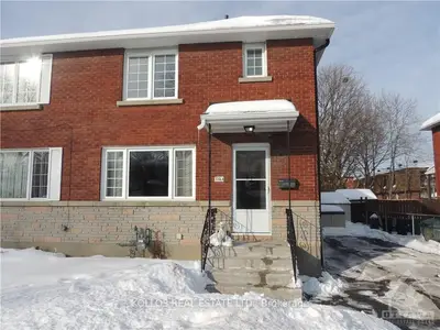 1123 APOLYDOR Avenue, Billings Bridge - Riverside Park and Area, ON K1H 8B1
