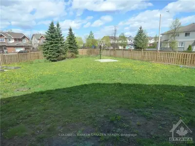 25 PENNARD Way, Hunt Club - South Keys and Area, ON K1T 4B7