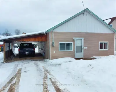 631 HAMILTON Street W, Laurentian Valley, ON K8A 6P7