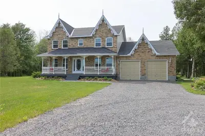130 GLEN ABBEY Court, Mississippi Mills, ON K0A 2X0