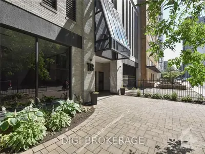 18 NEPEAN Street 803, Ottawa Centre, ON K2P 2L2