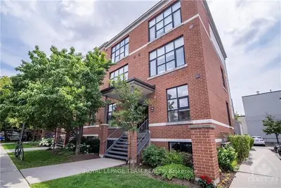 152 SPRUCE Street W L, West Centre Town, ON K1R 6P2