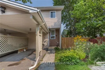 35 STAMFORD, Hunt Club - South Keys and Area, ON K1T 3J4