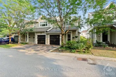 47 MAXTON, Beacon Hill North - South and Area, ON K1J 1J1