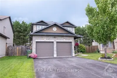 128 THIVIERGE Court, Clarence-Rockland, ON K4K 1H2