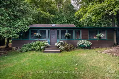 4331 R43 Road, Rideau Lakes, ON K0G 1V0