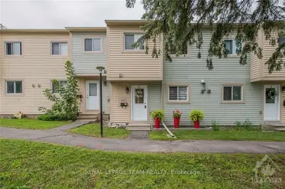 208 CATTAIL Way, Orleans - Cumberland and Area, ON K1E 2C6