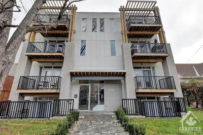 1308 THAMES Street PH404, Carlington - Central Park, ON K1Z 7N4