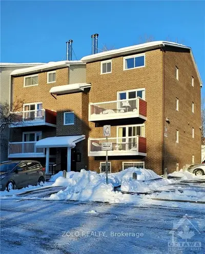 1589 ST BERNARD Street 605, Blossom Park - Airport and Area, ON K1T 3H9