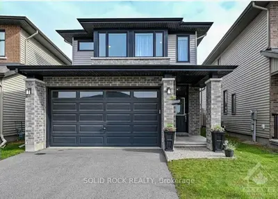 879 RALPH HENNESSY Avenue, Blossom Park - Airport and Area, ON K1X 0B1