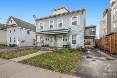 18 JOLLIET Avenue, Vanier and Kingsview Park, ON K1L 5H5