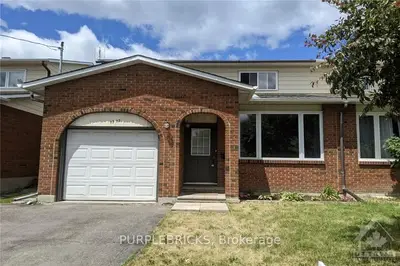 1313 THAMES Street, Carlington - Central Park, ON K1Z 7N2