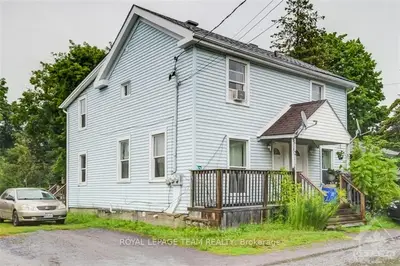 209-211 LYDIA Street S, North Grenville, ON K0G 1J0