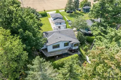 22 ROSSEL Trail, Whitewater Region, ON K0J 1K0
