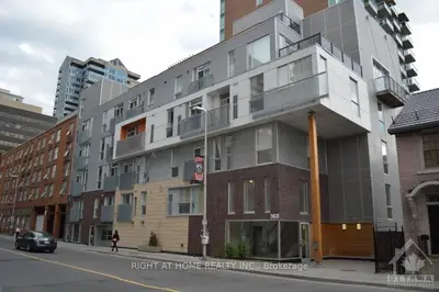 360 CUMBERLAND Street 107, Lower Town - Sandy Hill, ON K1N 7J5