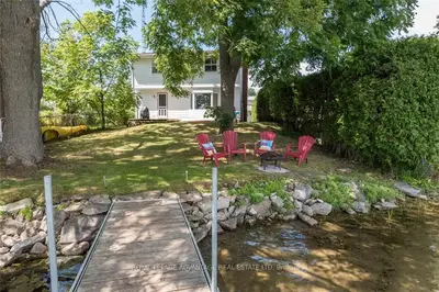 15 O2A Road, Rideau Lakes, ON K0G 1L0