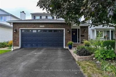 2764 MOZART Court, Blossom Park - Airport and Area, ON K1T 2P9