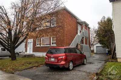 307 MONTFORT Street 3, Vanier and Kingsview Park, ON K1L 5N7