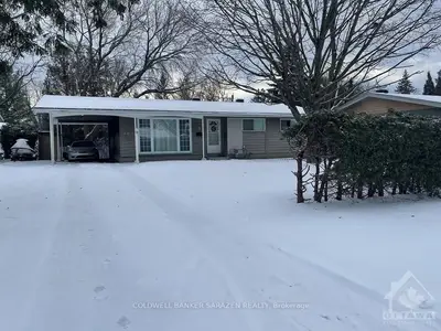 18 CONNISTON Avenue B, Crystal Bay - Rocky Point - Bayshore, ON K2H 5K2