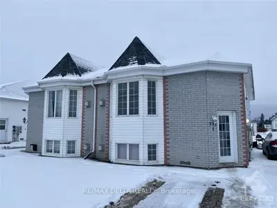 771 NELSON Street, Hawkesbury, ON K6A 3T9