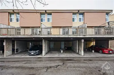 3415 UPLANDS Drive 93, Hunt Club - Windsor Park Village and Area, ON K1V 9N4