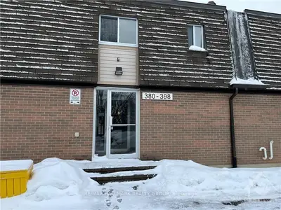 388 GARDEN GLEN, Meadowlands - Crestview and Area, ON K2G 1E4