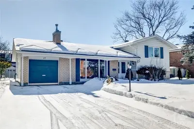 27 TRIMBLE Crescent, South of Baseline to Knoxdale, ON K2H 7M9