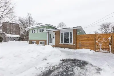 2213 BINGHAM Street, Elmvale Acres and Area, ON K1G 2V6