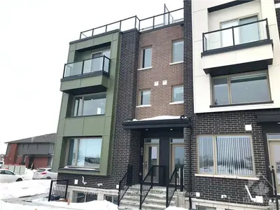 842 MIKINAK Road, Manor Park - Cardinal Glen and Area, ON K1K 4Z4