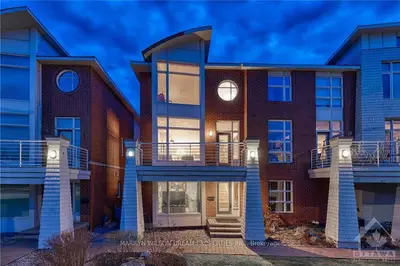 3 NAUTICA, Crystal Bay - Rocky Point - Bayshore, ON K2H 1E5