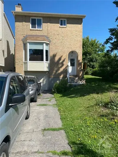 2 Brookhaven Court, South Of Baseline To Knoxdale, On K2h 9e3