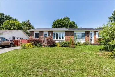 11 Binscarth Crescent, Kanata, On K2l 1r9