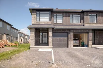 135 CREVASSE Road, Orleans - Convent Glen and Area, ON K1W 0R1