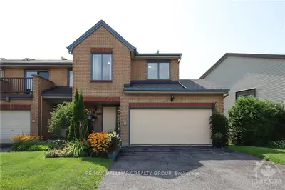 167 DUNBARTON Court, Manor Park - Cardinal Glen and Area, ON K1K 4L7