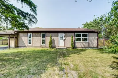2248 FILLMORE Crescent, Beacon Hill North - South and Area, ON K1J 6A2