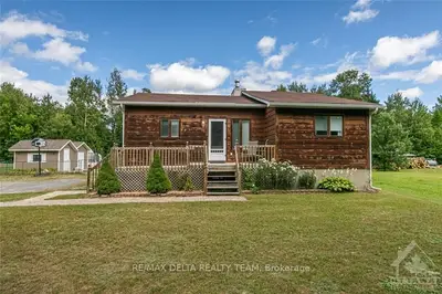 256 COUNTY ROAD 19 Road, Alfred and Plantagenet, ON K0A 3K0