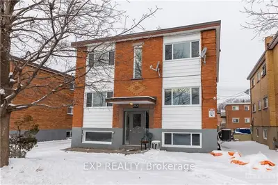 253 DES PERES BLANCS Avenue, Vanier and Kingsview Park, ON K1L 7L6