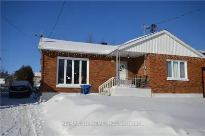 386 Gordon Street, Hawkesbury, ON K6A 1S7