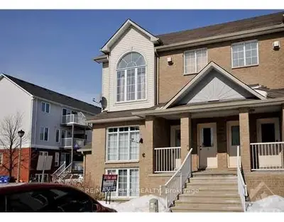 1701 BLOHM Drive 5, Hunt Club - South Keys and Area, ON K1G 6N6