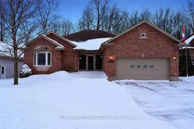 1015 FITZSIMMONS Drive, Brockville, ON K6V 7E9