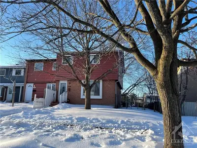 941 GREENBRIAR Avenue, Mooneys Bay - Carleton Heights and Area, ON K2C 0J8