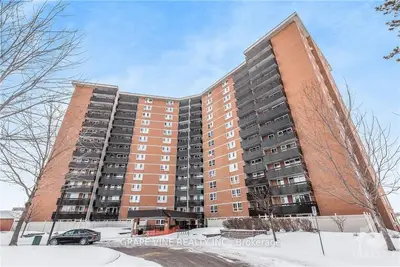 2000 JASMINE Crescent 1512, Beacon Hill North - South and Area, ON K1J 8K4