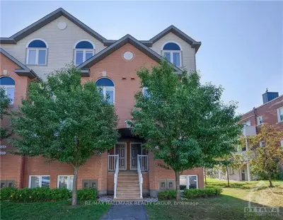 49 JARDIN 339, Manor Park - Cardinal Glen and Area, ON K1K 2V8