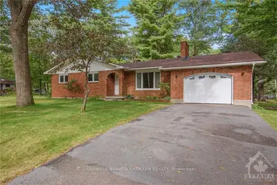 135 RESTHAVEN Avenue, Constance Bay - Dunrobin - Kilmaurs - Woodlawn, ON K0A 3M0