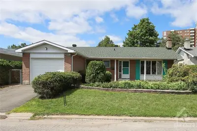 1849 GREENACRE Crescent, Beacon Hill North - South and Area, ON K1J 6S7